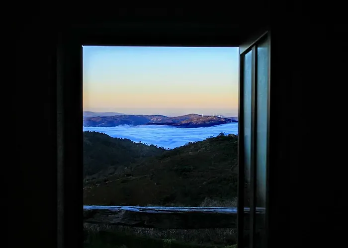 Вилла Miradouro Da Branda